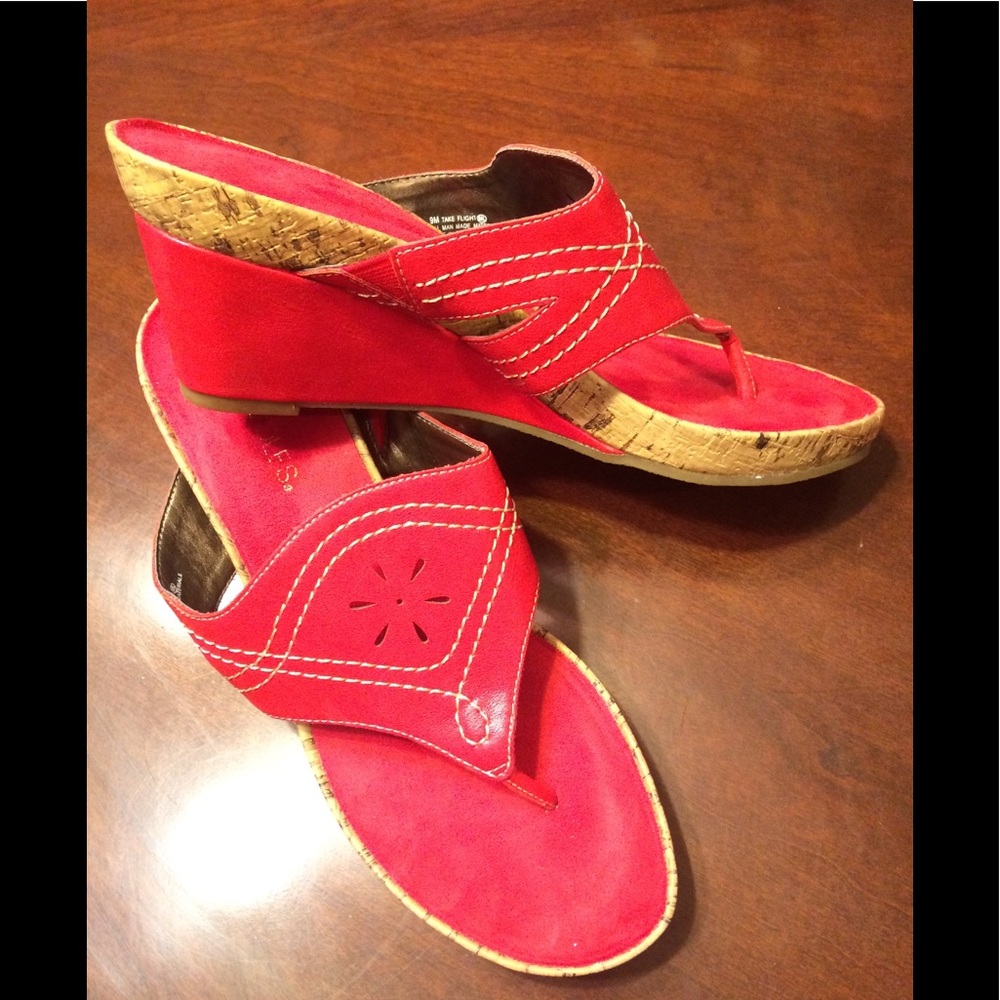 Brand New Aerosoles Wedge Sandals